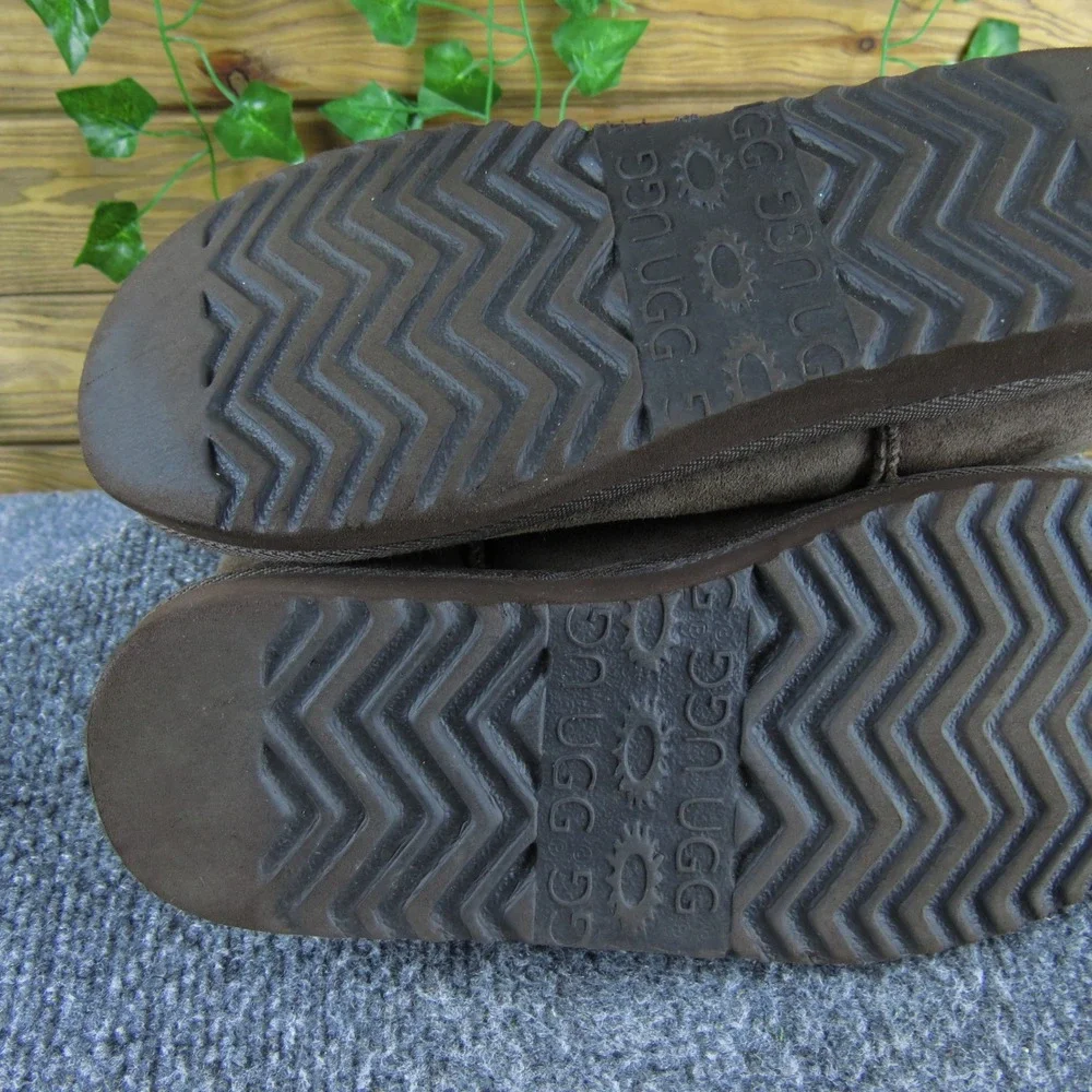 UGG Australia Classic Short Brown Suede Shearling Boots Women 7 Warm Comfort‎